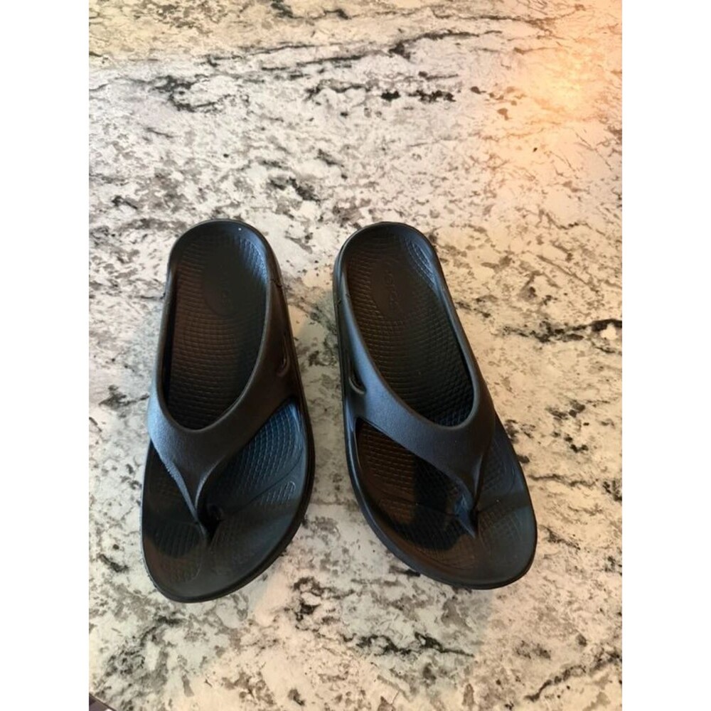 Oofos sandals